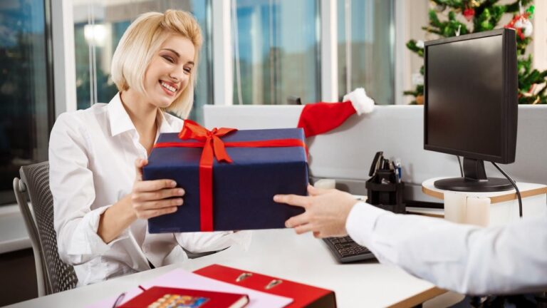 Corporate Gifts Supplier Dubai