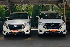 pune to mumbai cab
