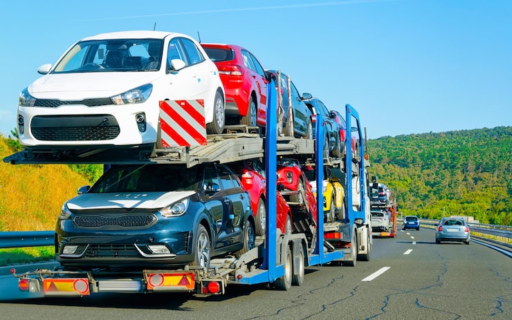cars-carrier-truck-road-highway-poland-lorry-transporter-logistics-work-trailer-with-cargo-car-drive-delivery-transport-export-industry-heavy-hauler-haul-vehicle-auto-haulage_250132-1430